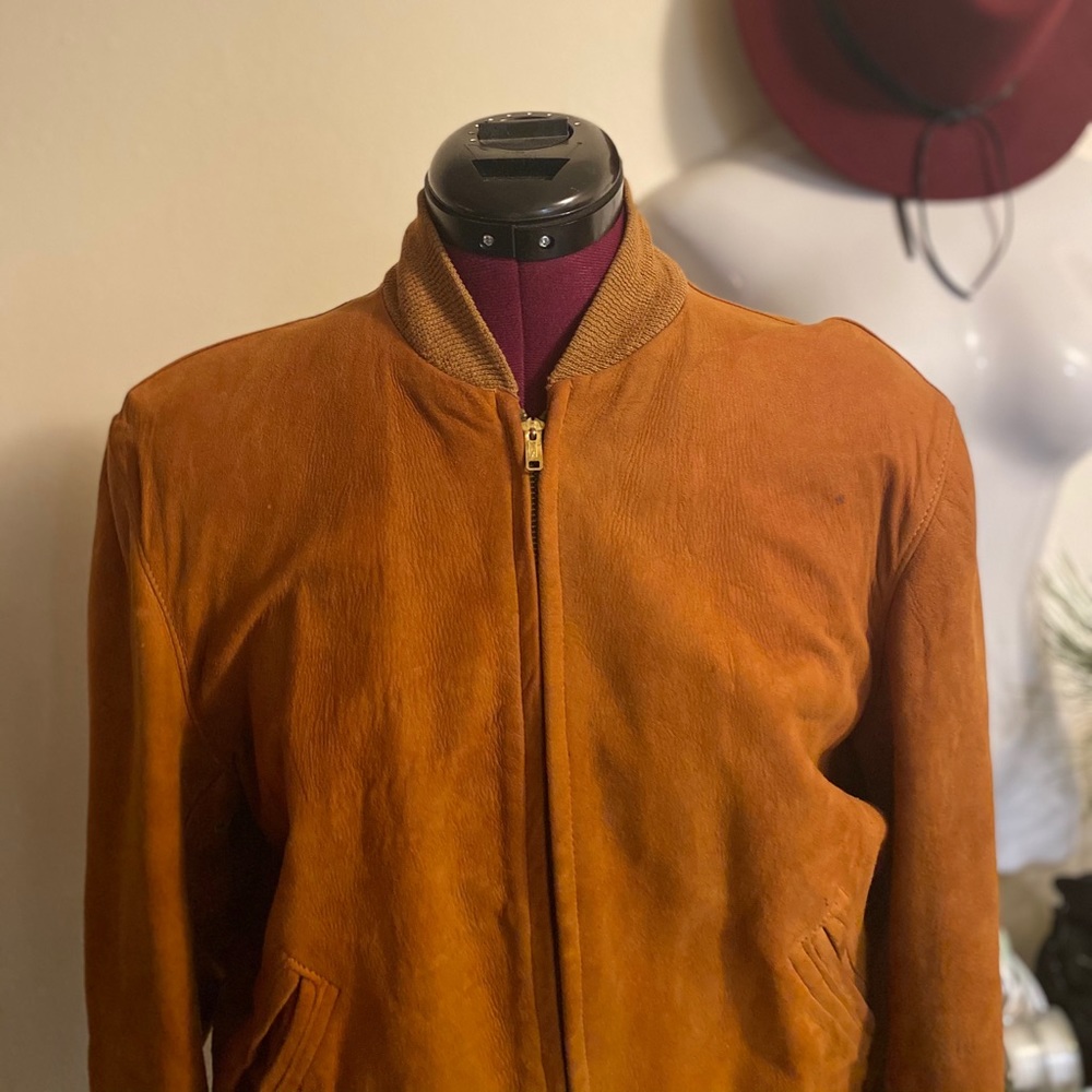 Vintage 1960s Leather Jacket - Picture 2 of 16